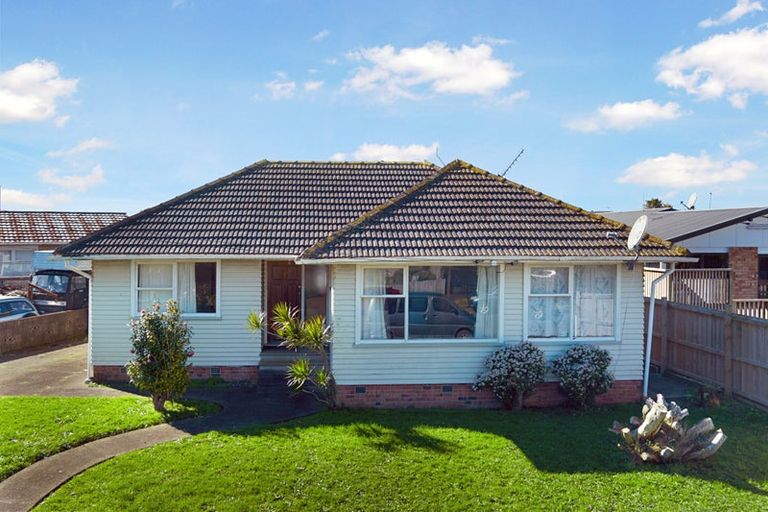 Photo of property in 9 Halswell Street, Mangere East, Auckland, 2024