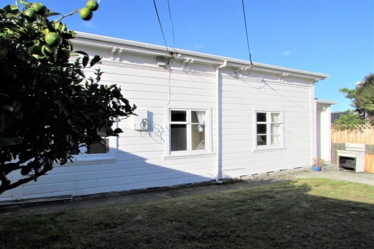 Photo of property in 15 Owen Street, Newtown, Wellington, 6021