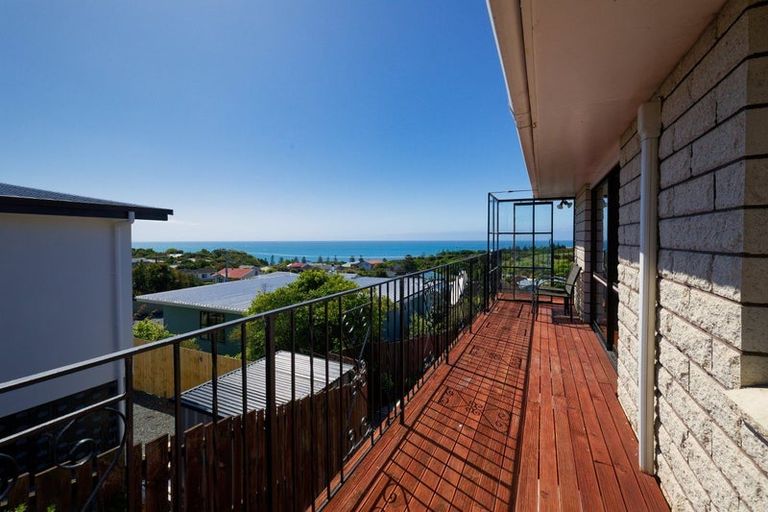 Photo of property in 72 Churchill Street, Kaikoura, 7300