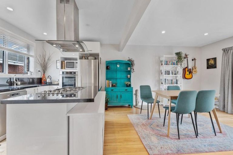 Photo of property in 3/29 Heywood Terrace, Richmond, Christchurch, 8013