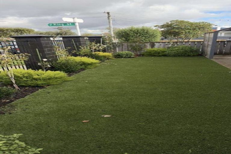 Photo of property in 55a Kowhai Avenue, Ebdentown, Upper Hutt, 5018