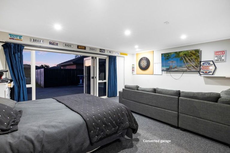 Photo of property in 23 Seabreeze Place, Papamoa Beach, Papamoa, 3118