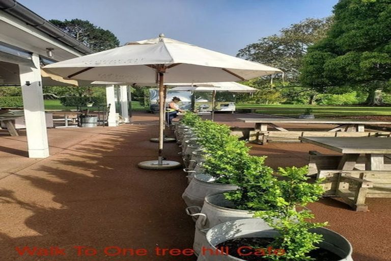 Photo of property in 24 Tawa Road, Onehunga, Auckland, 1061