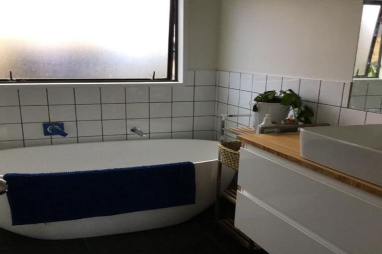 Photo of property in 2 Hartford Avenue, Papamoa Beach, Papamoa, 3118