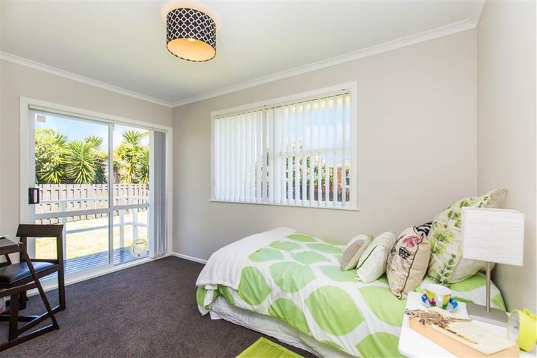 Photo of property in 9 Beeston Crescent, Manurewa, Auckland, 2102