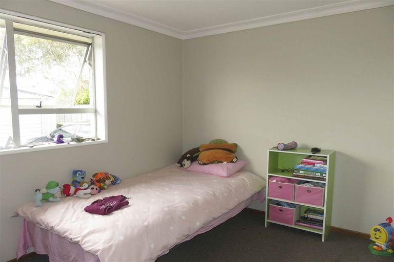 Photo of property in 12 Burns Street, Kew, Invercargill, 9812