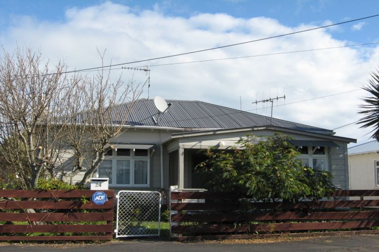 Photo of property in 24 Stark Street, Durie Hill, Whanganui, 4500