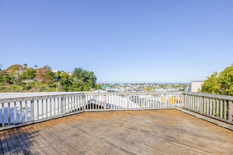 Photo of property in 7 Guys Hill Road, Hospital Hill, Napier, 4110