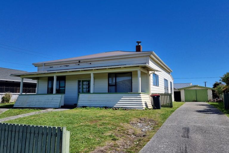 Photo of property in 18 Reid Street, Blaketown, Greymouth, 7805