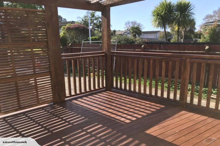 Photo of property in 36 Lisa Rise, Half Moon Bay, Auckland, 2012