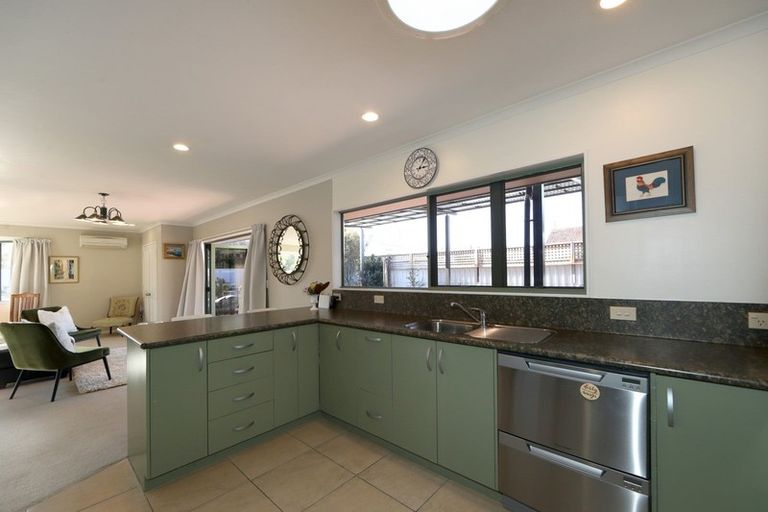 Photo of property in 804a Victoria Street, Parkvale, Hastings, 4122