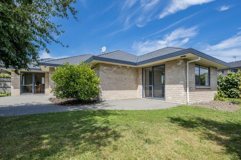 Photo of property in 67 Awatea Avenue, Paraparaumu, 5032