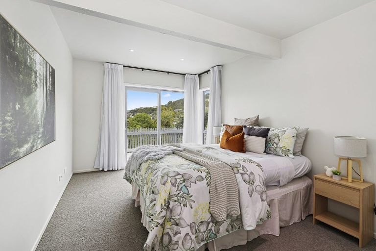 Photo of property in 170 Paremata Road, Paremata, Porirua, 5024