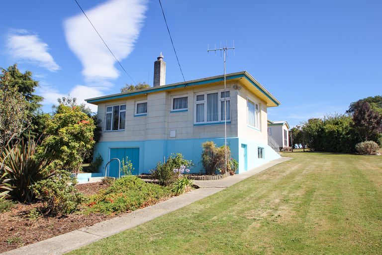 Photo of property in 25 Gordon Street, Weston, Oamaru, 9401