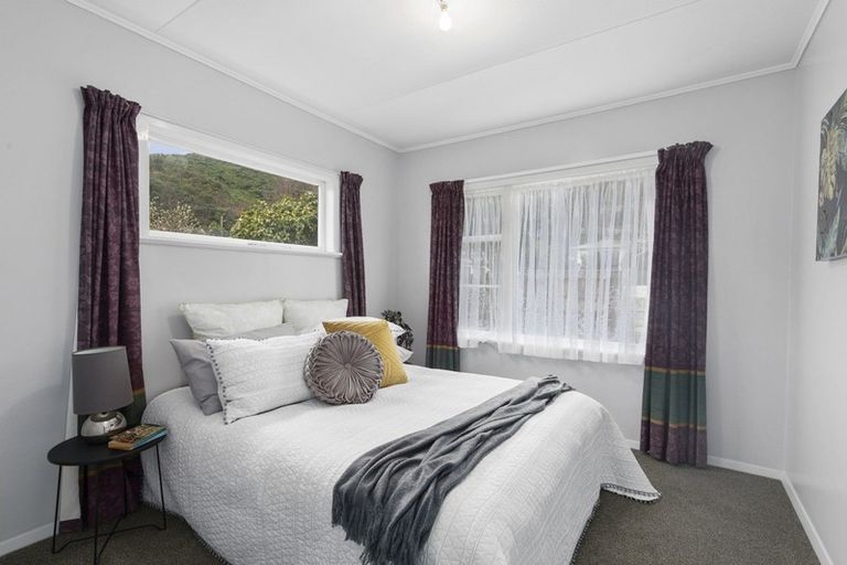 Photo of property in 25 Thirlmere Street, Wainuiomata, Lower Hutt, 5014
