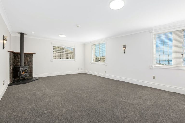 Photo of property in 430 Hawkins Hill Road, Brooklyn, Wellington, 6021