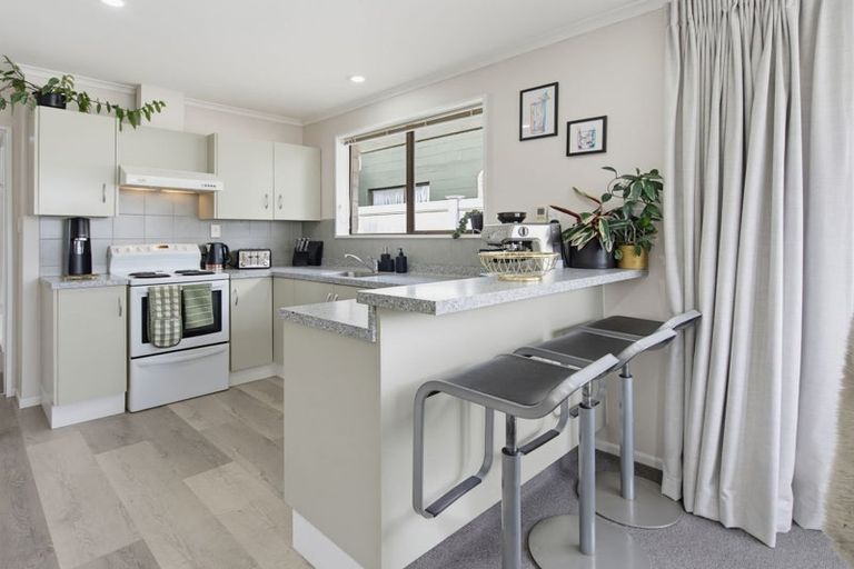 Photo of property in 2/244 Main Road North, Redwood, Christchurch, 8051