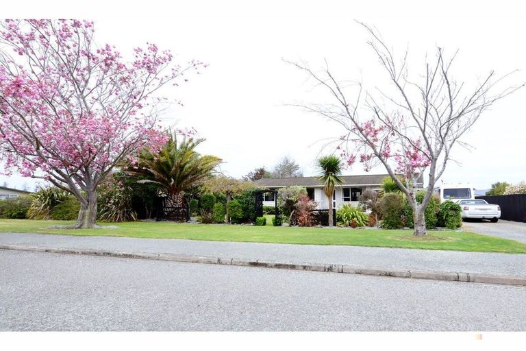 Photo of property in 195 Queen Street, Waimate, 7924