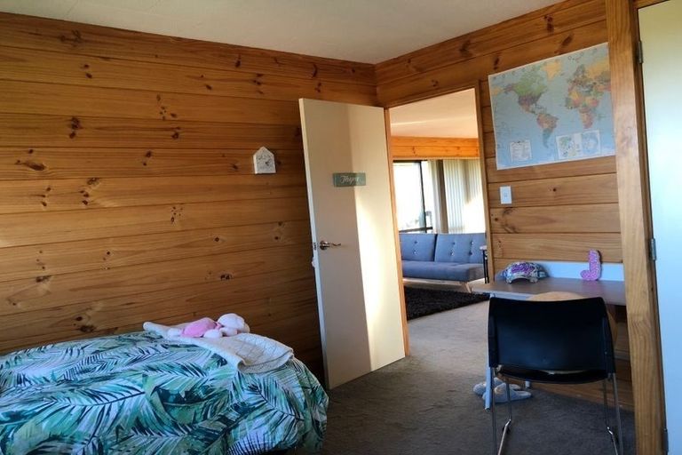 Photo of property in 264 State Highway 16, Kumeu, 0892