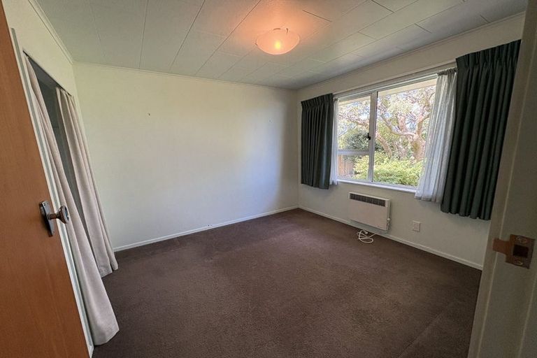 Photo of property in 68 Gurney Road, Kelson, Lower Hutt, 5010