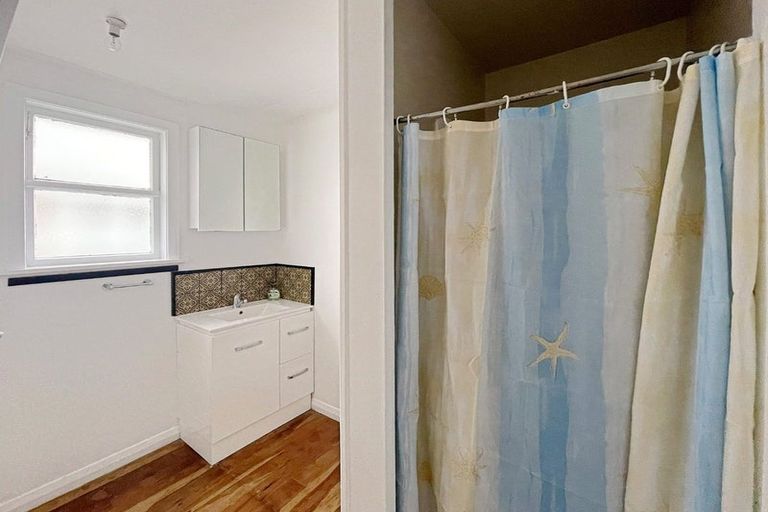 Photo of property in 11 Julyan Street, Shannon, 4821