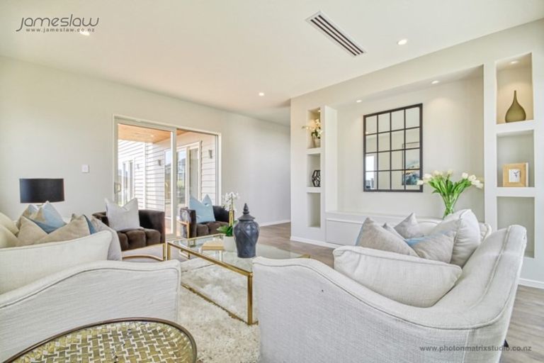 Photo of property in 52 Eighth View Avenue, Beachlands, Auckland, 2018