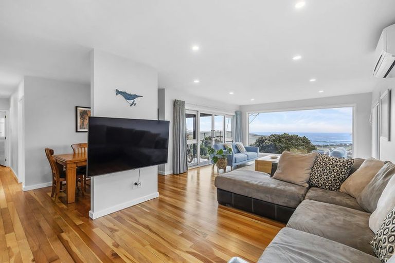 Photo of property in 92 Kahu Road, Paremata, Porirua, 5024