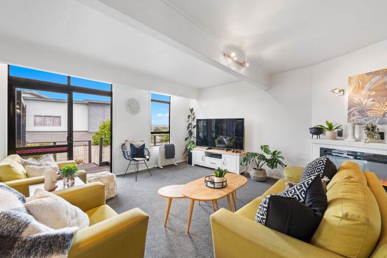 Photo of property in 32 Churchill Road, Cockle Bay, Auckland, 2014