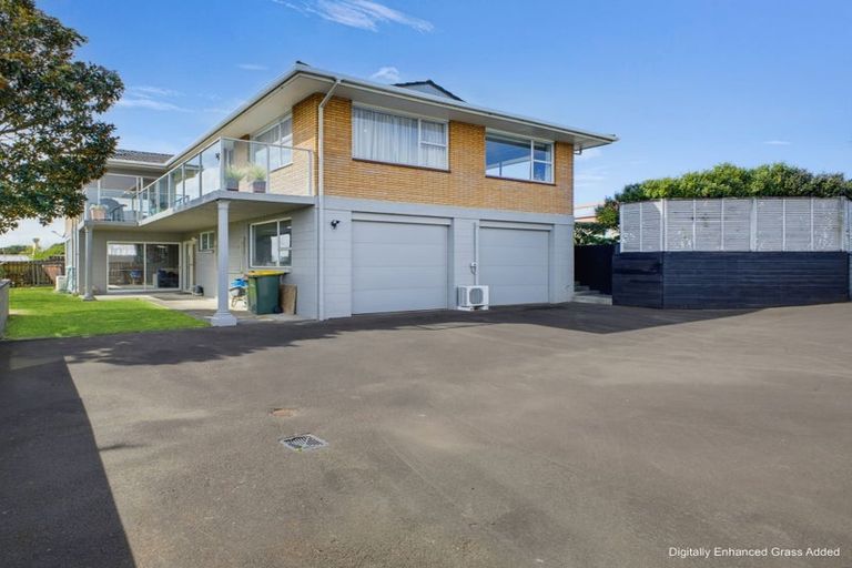 Photo of property in 28a Doralto Road, Frankleigh Park, New Plymouth, 4310