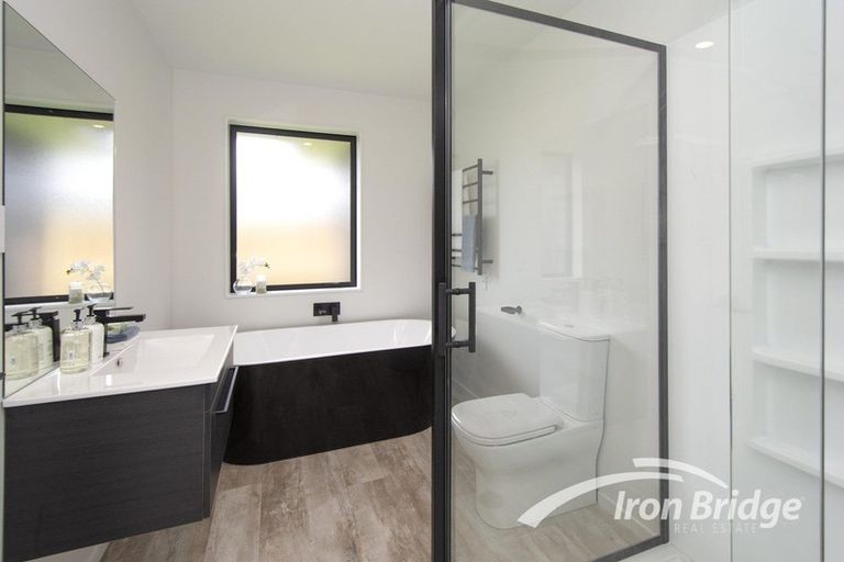 Photo of property in 320 Halswell Junction Road, Halswell, Christchurch, 8025