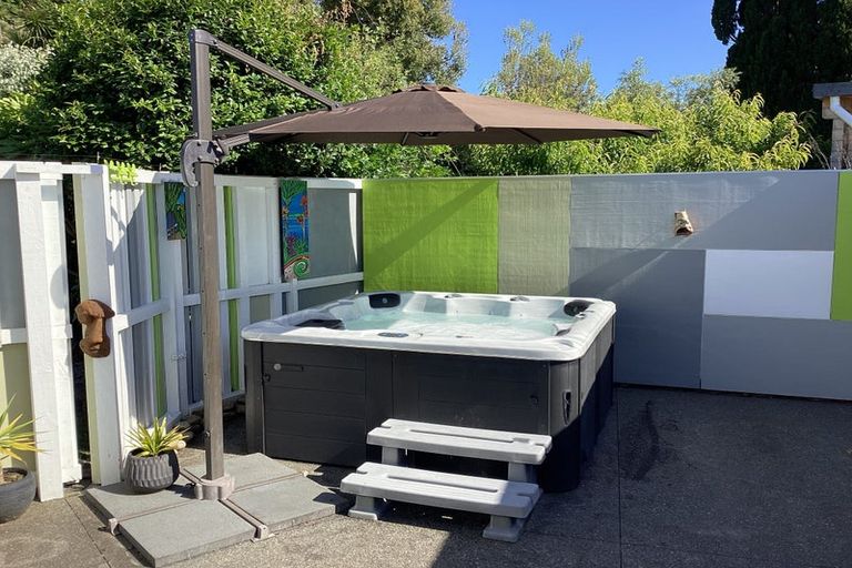 Photo of property in 17 Hinaki Street, Inner Kaiti, Gisborne, 4010