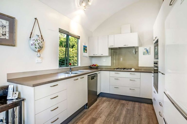 Photo of property in 8b Te Papau Crescent, Diamond Harbour, 8972