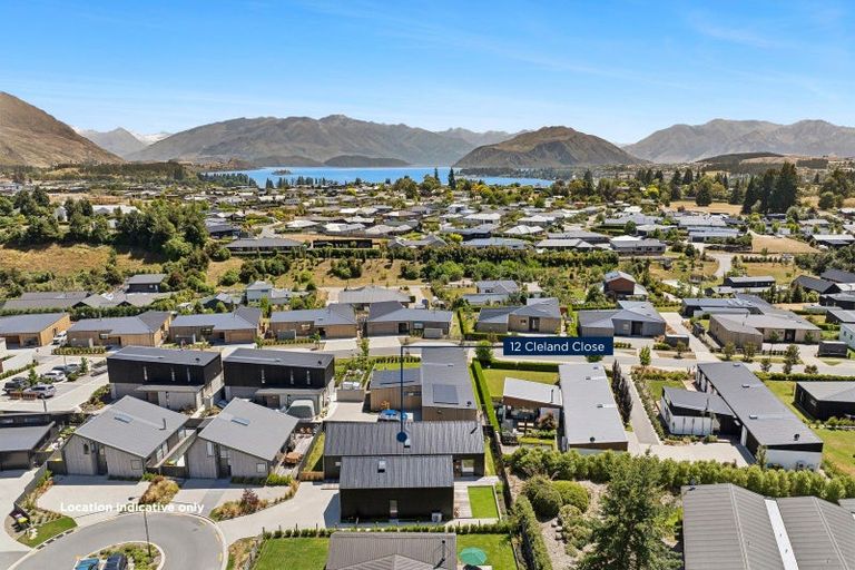 Photo of property in 12 Cleland Close, Wanaka, 9382