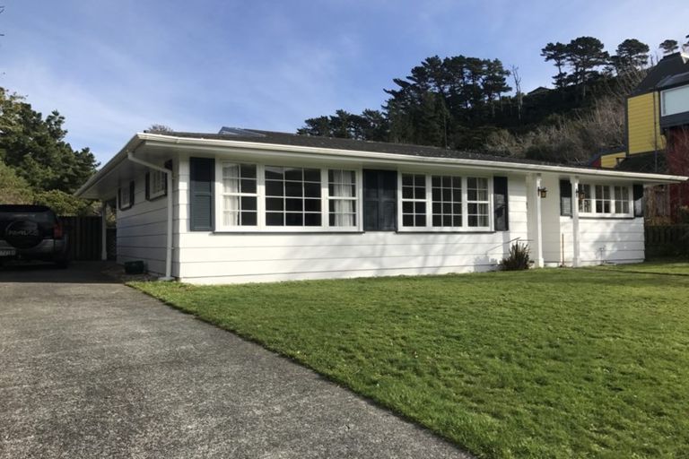 Photo of property in 99 Tirohanga Road, Tirohanga, Lower Hutt, 5010