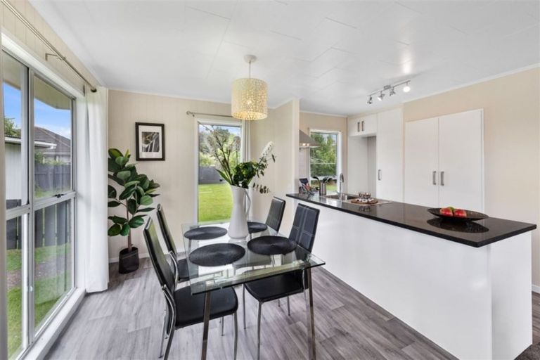 Photo of property in 4 Agar Place, Favona, Auckland, 2024