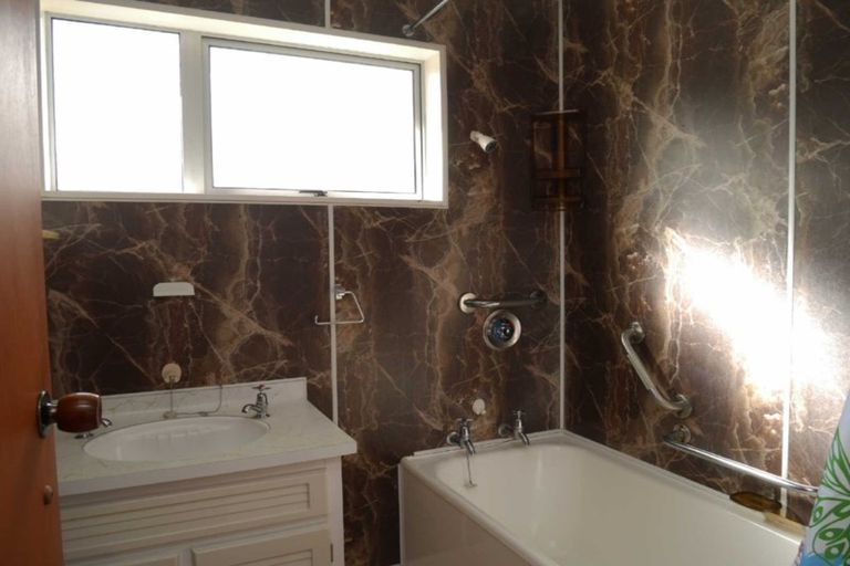 Photo of property in 17 Manawa Avenue, Raumati Beach, Paraparaumu, 5032