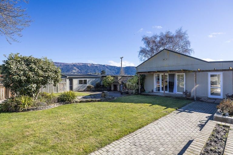 Photo of property in 102 Huntly Road, Outram, 9073