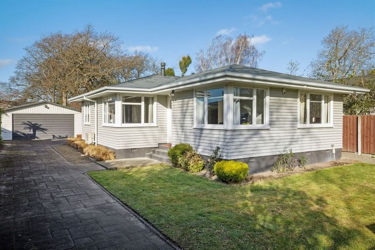Photo of property in 56 Balrudry Street, Avonhead, Christchurch, 8042