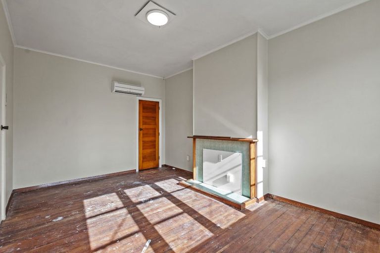 Photo of property in 1/25 Gould Crescent, Woolston, Christchurch, 8023
