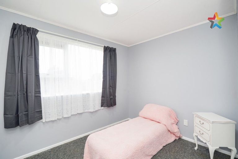 Photo of property in 54 Dunbeath Crescent, Kew, Invercargill, 9812