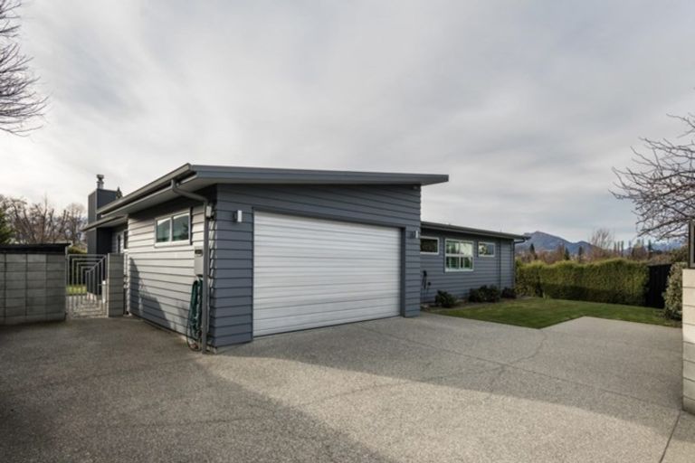 Photo of property in 8a Parkhill Avenue, Wanaka, 9305