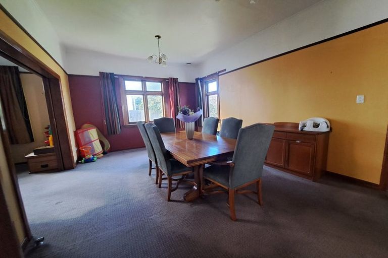 Photo of property in 2 Heretaunga Street, Petone, Lower Hutt, 5012