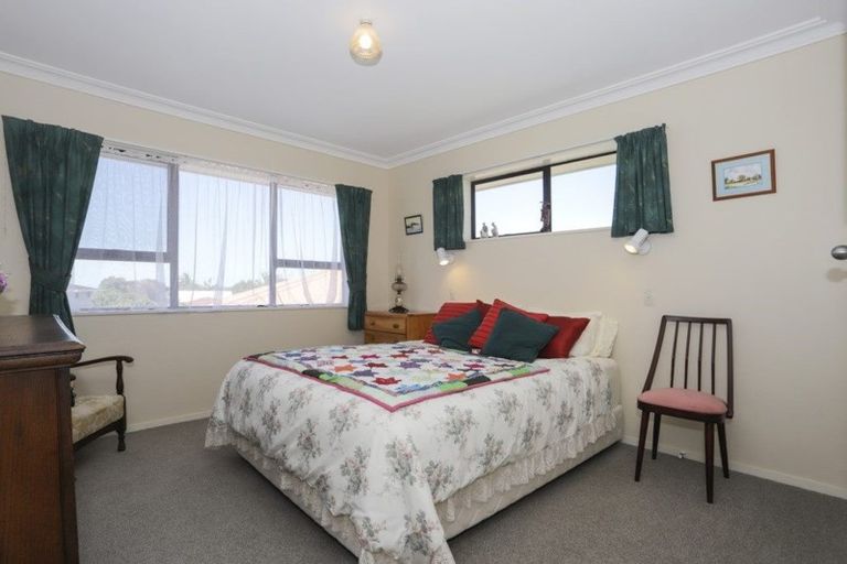 Photo of property in 4 Giles Way, Tanners Point, Katikati, 3177