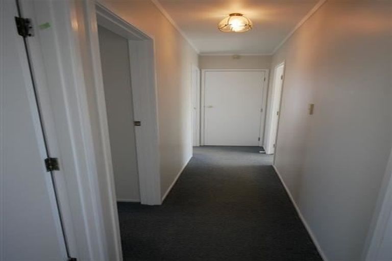 Photo of property in 1/10 Gloaming Place, Conifer Grove, Takanini, 2112