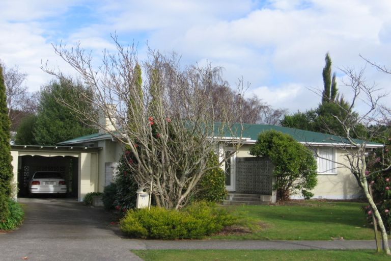Photo of property in 47 Parkland Crescent, Terrace End, Palmerston North, 4410
