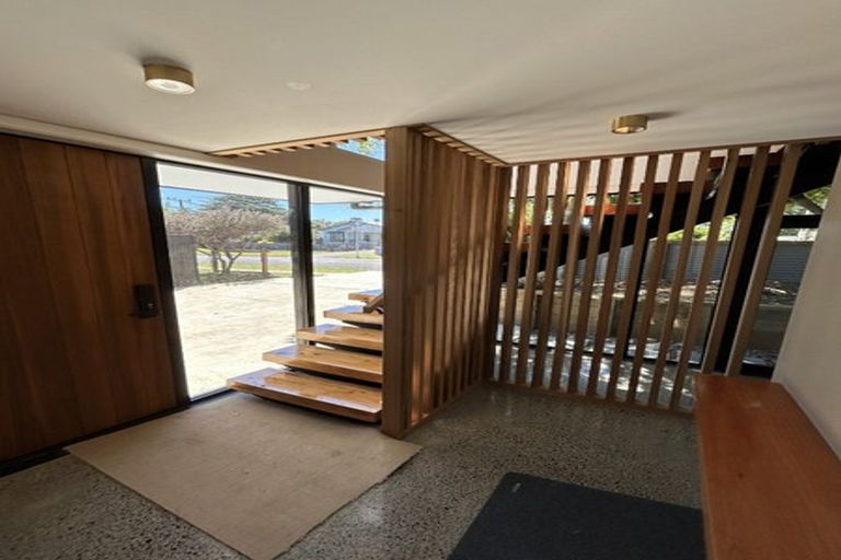 Photo of property in 1/6 Princess Street, Waitara, 4320