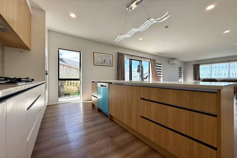 Photo of property in 6 Matatika Rise, Swanson, Auckland, 0614