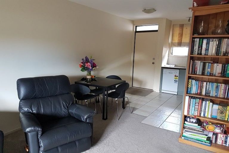 Photo of property in 30/21 Armoy Drive, East Tamaki, Auckland, 2016