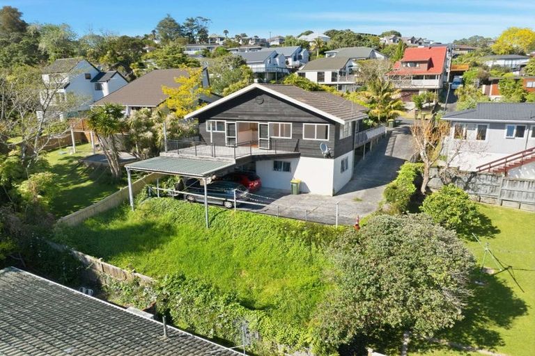 Photo of property in 4 Lynngate Place, Hillcrest, Auckland, 0627