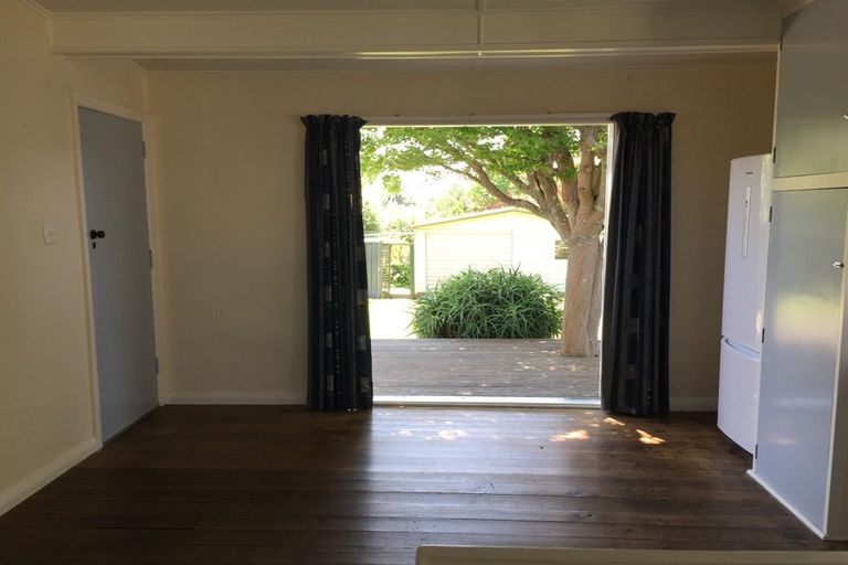 Photo of property in 37 Napier Terrace, Hospital Hill, Napier, 4110